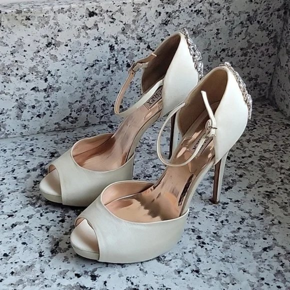 Badgley Mischka Bridal heels - Picture 2 of 12